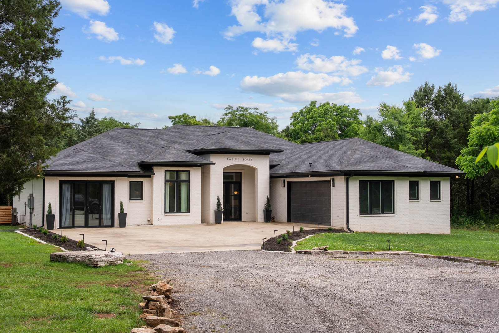 1240 John Windrow Rd