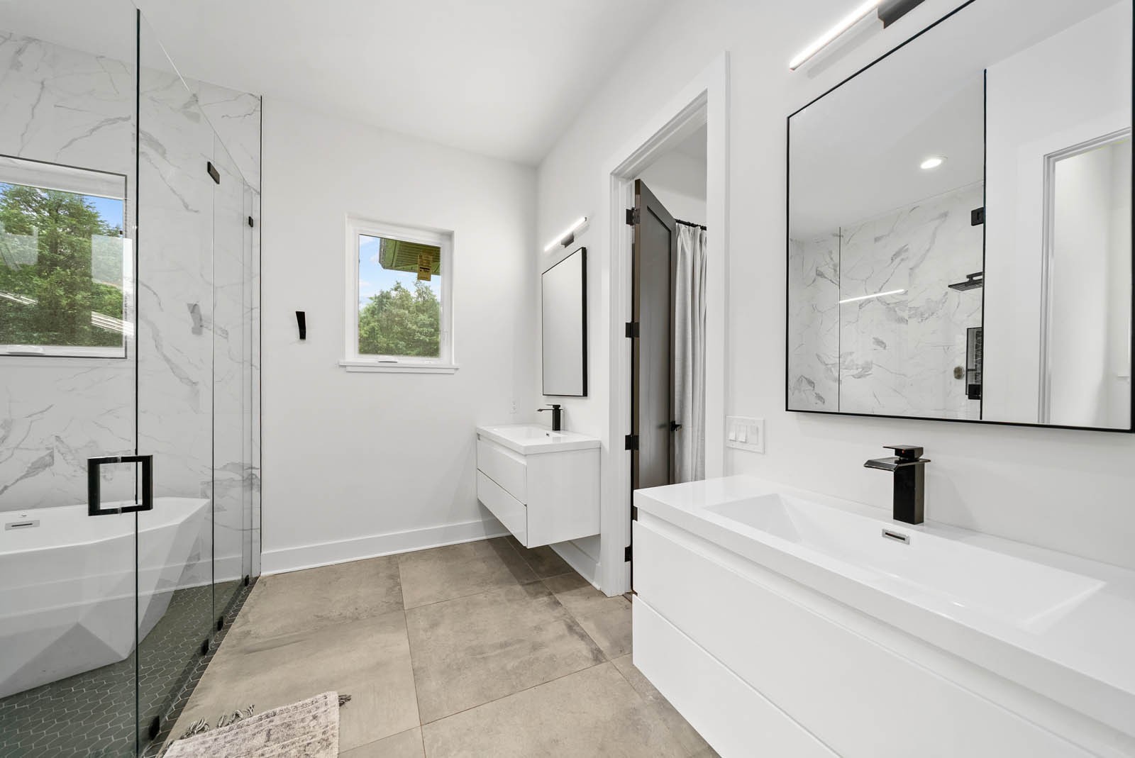 1240 John Windrow Rd