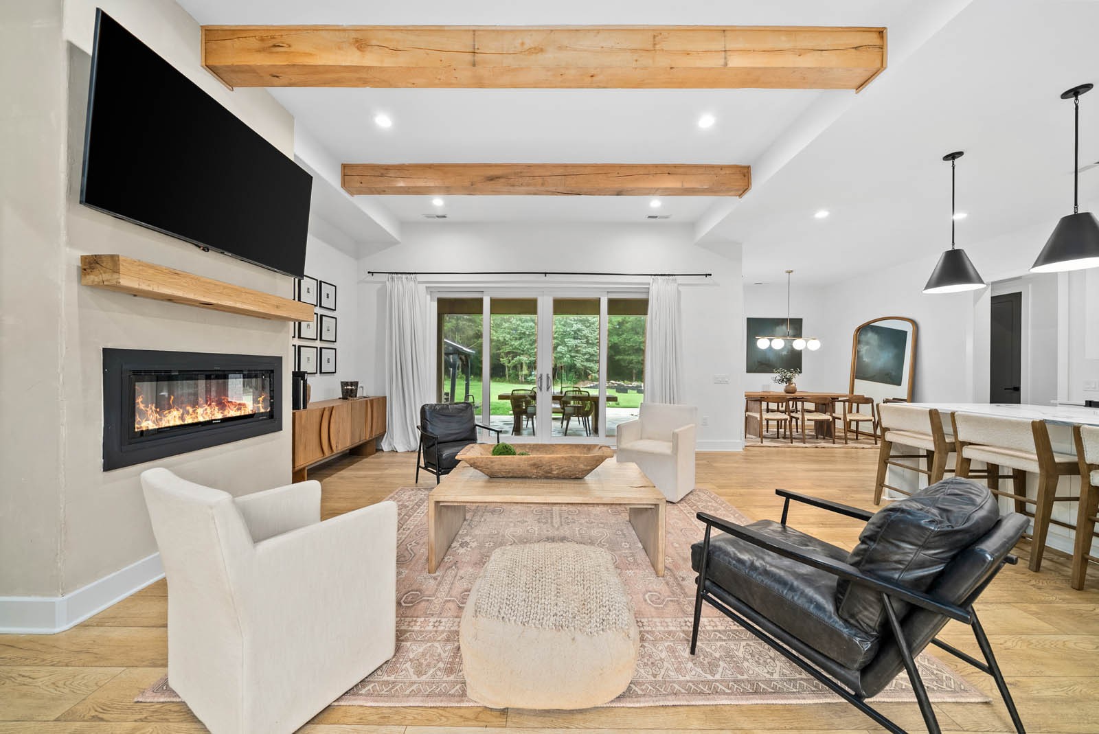 1240 John Windrow Rd