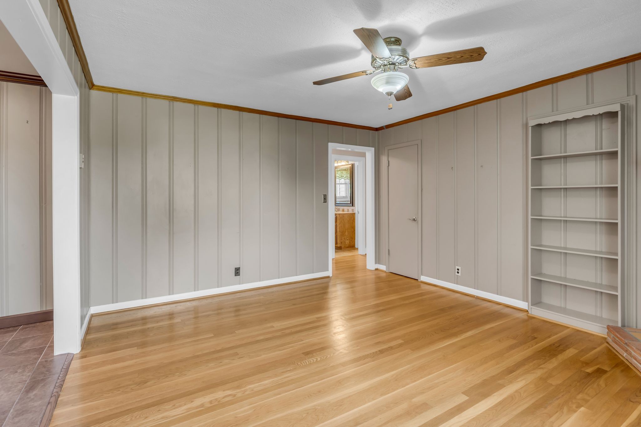 101 Cedarwood Dr