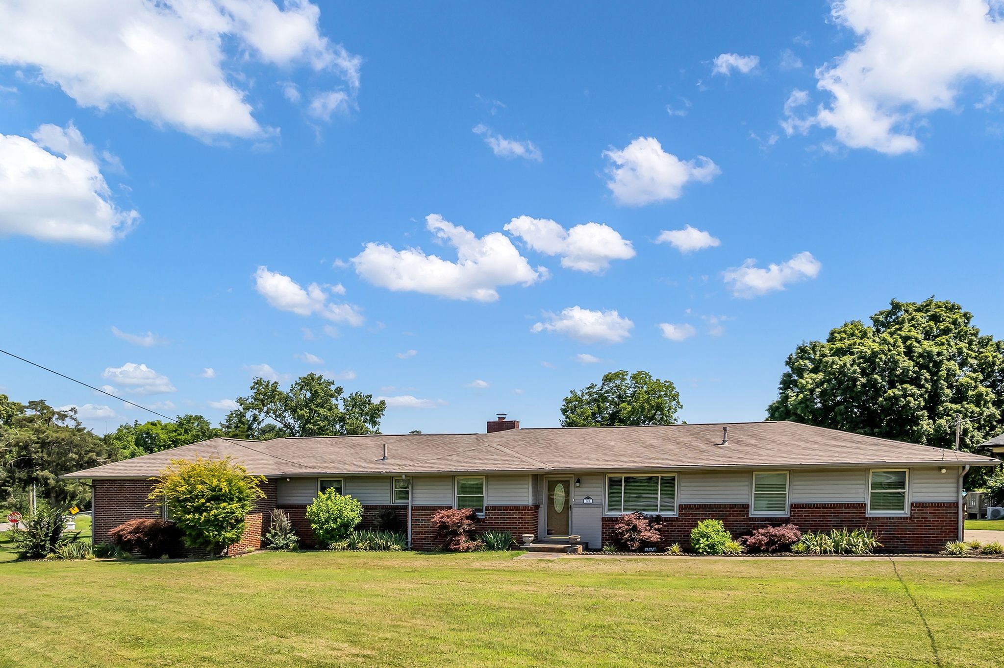 101 Cedarwood Dr