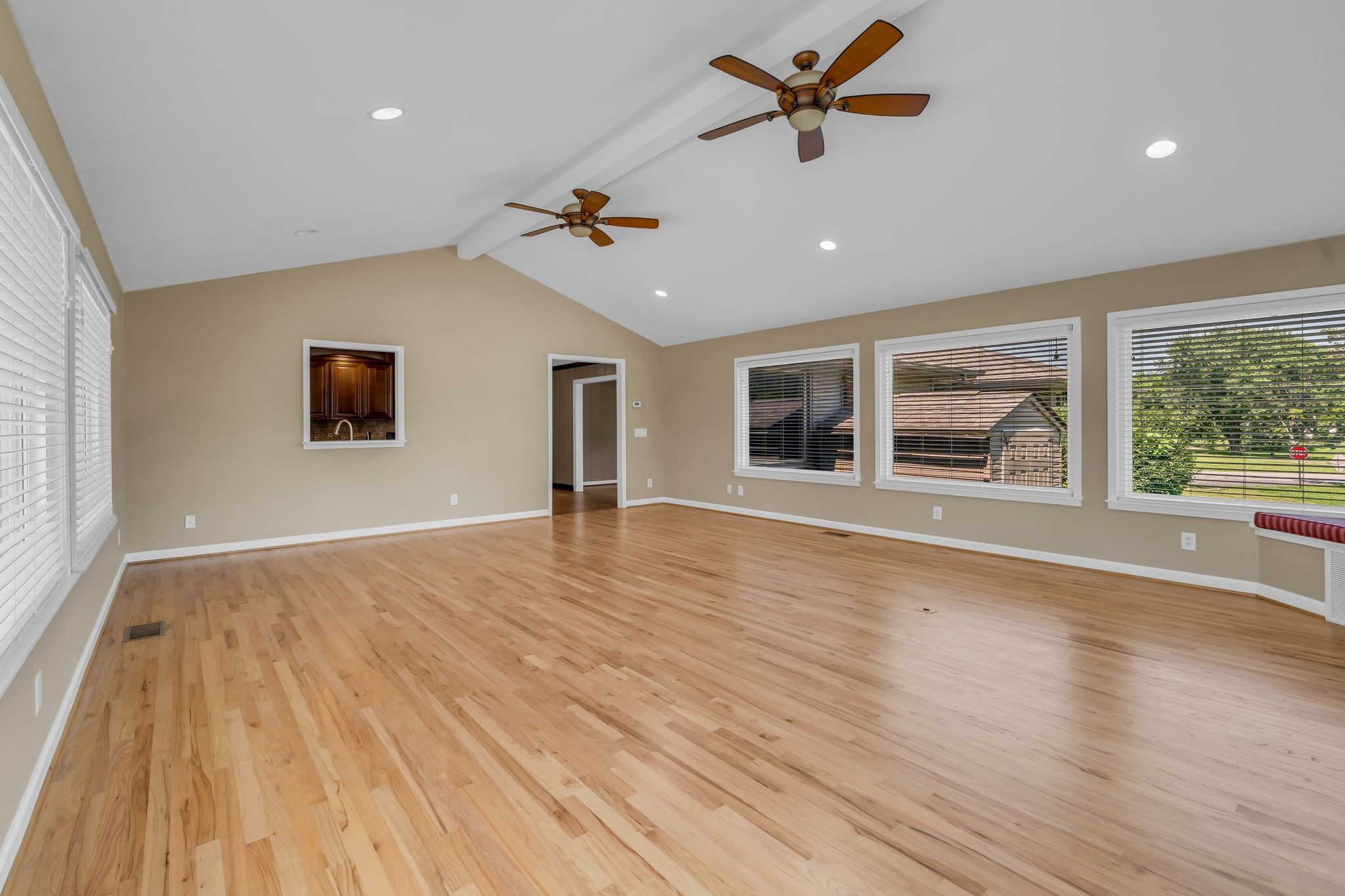 101 Cedarwood Dr