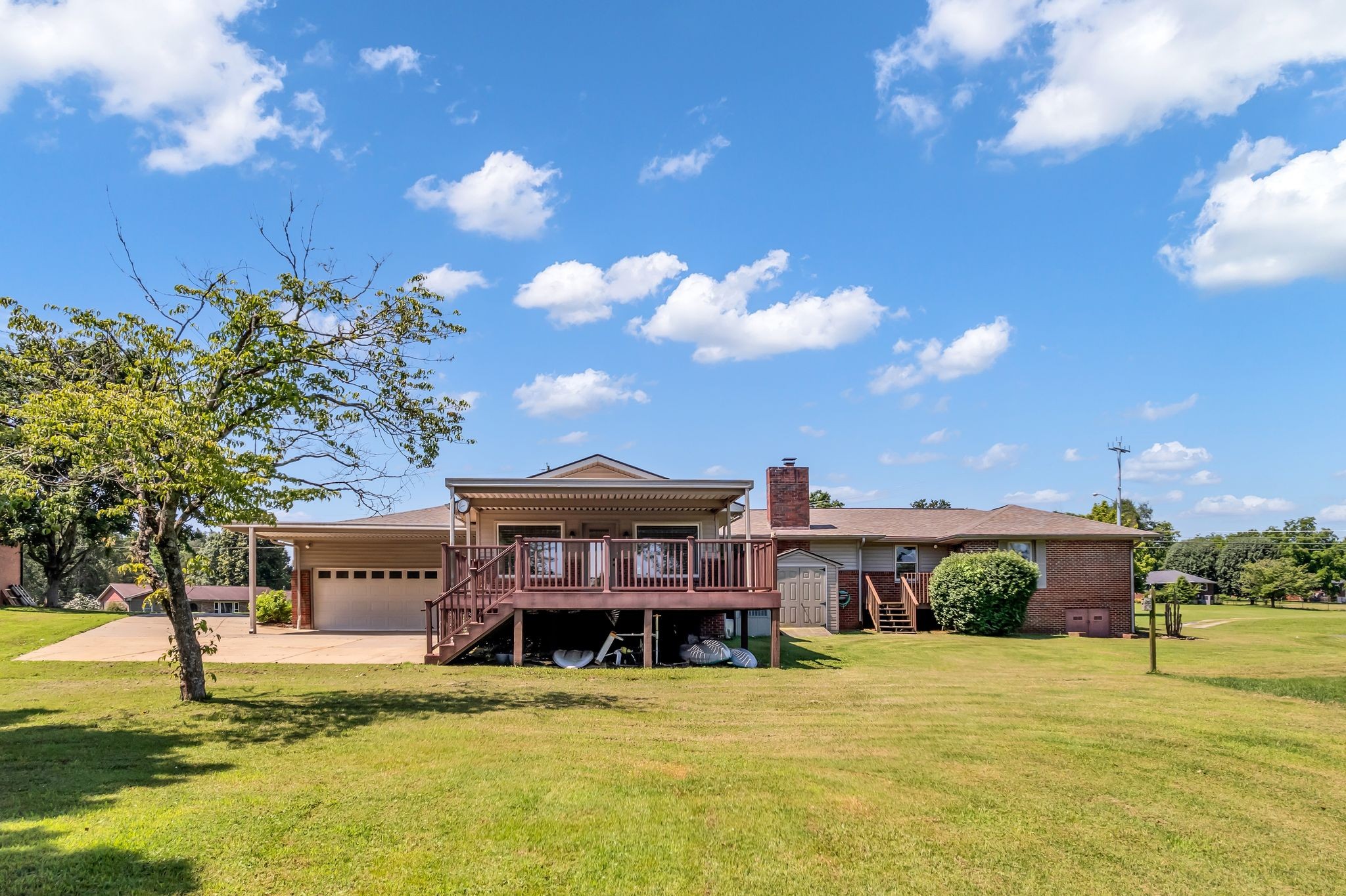 101 Cedarwood Dr