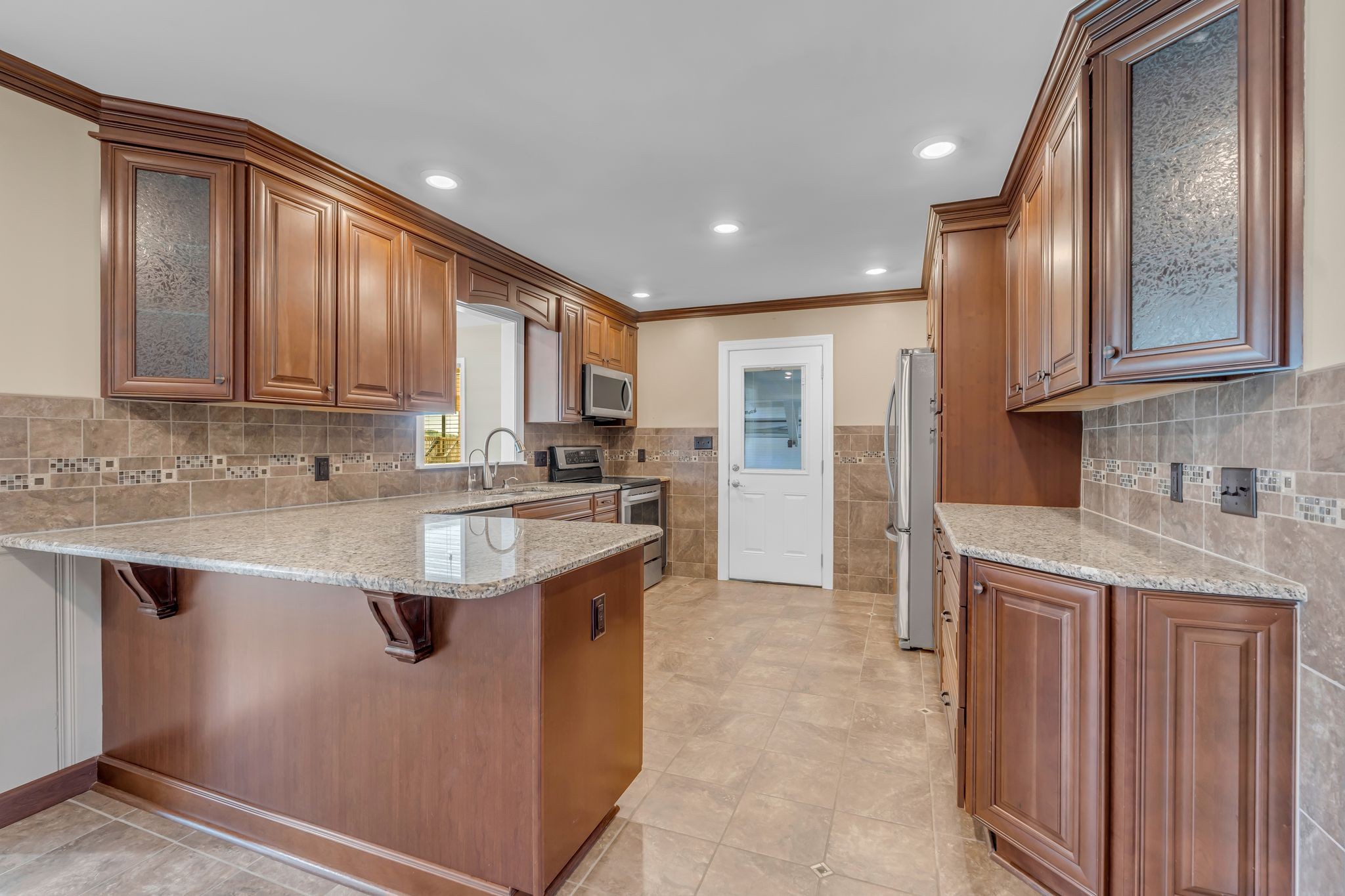 101 Cedarwood Dr