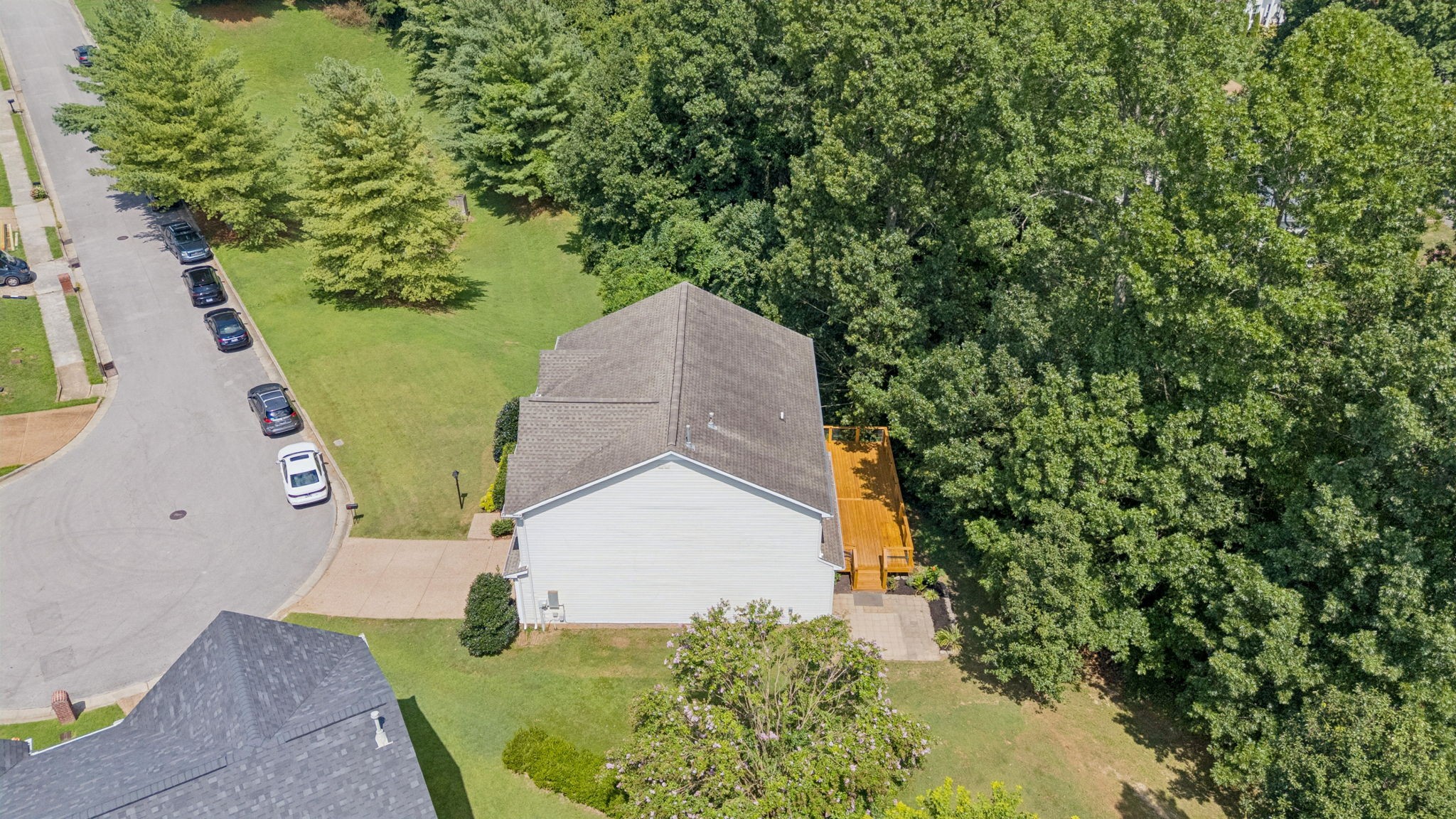 7404 Kreitner Dr