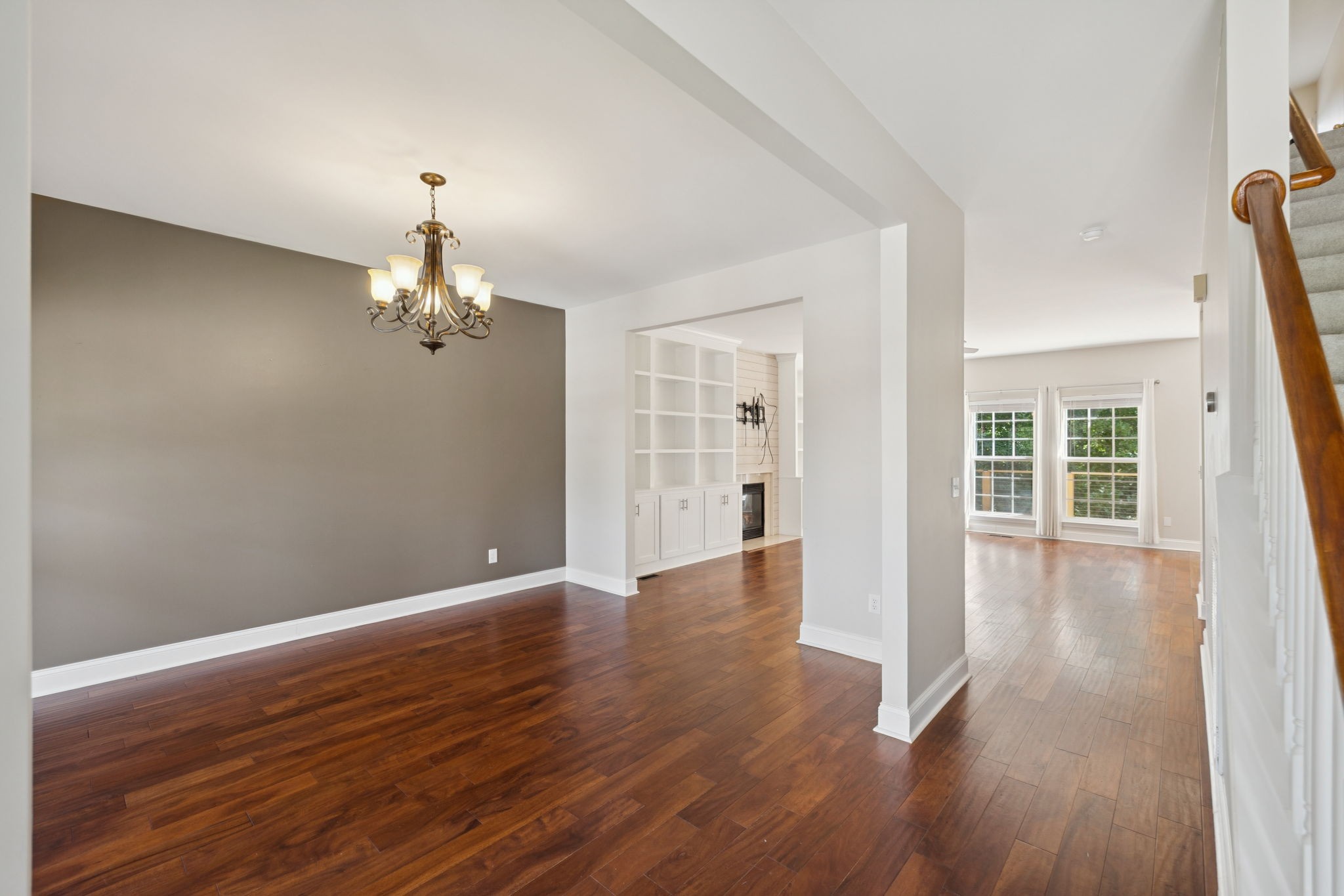 7404 Kreitner Dr