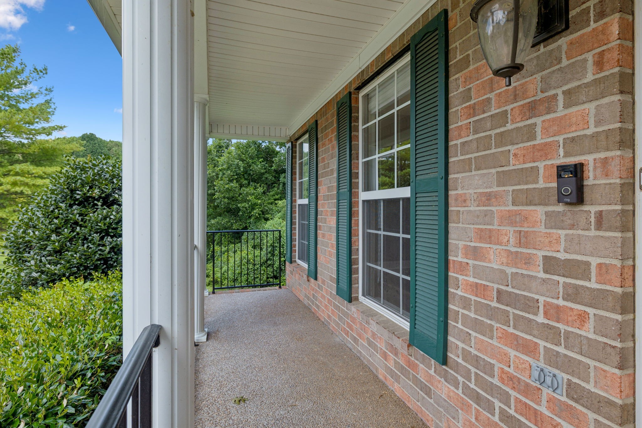 7404 Kreitner Dr