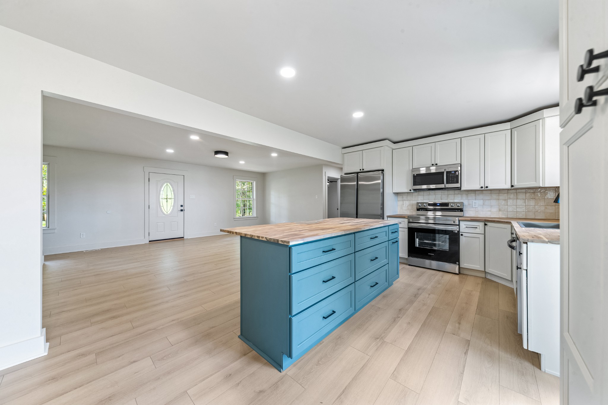 4757 Wildberry Ln