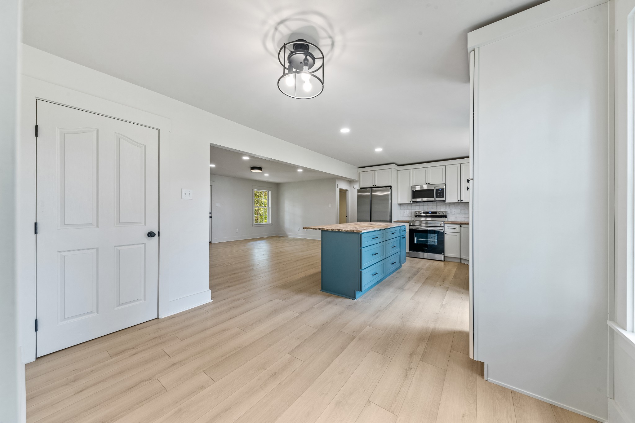 4757 Wildberry Ln