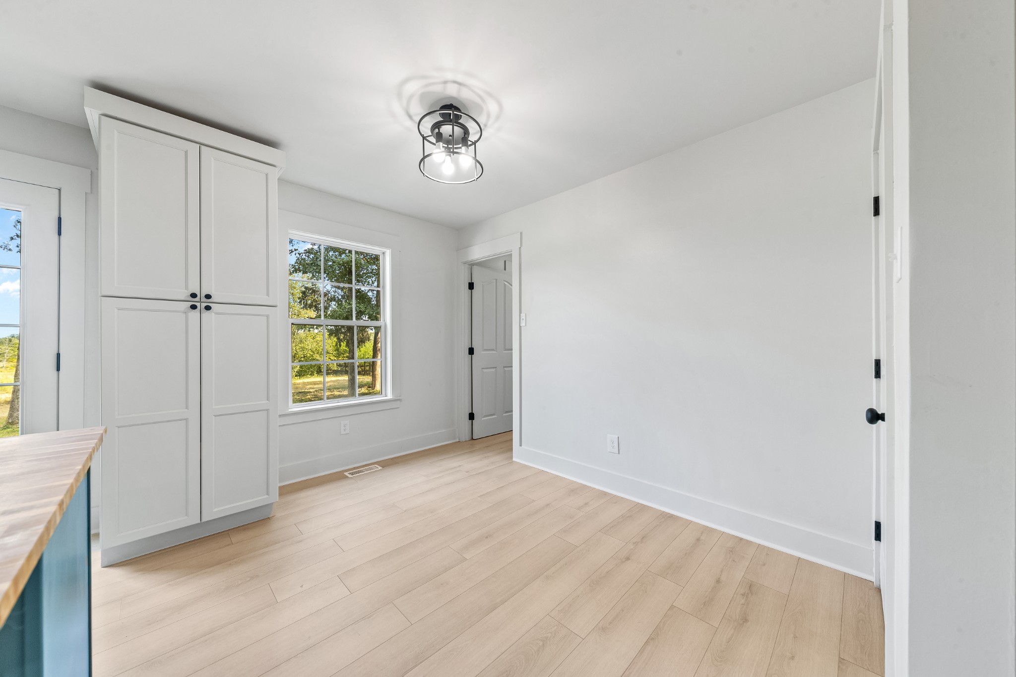 4757 Wildberry Ln