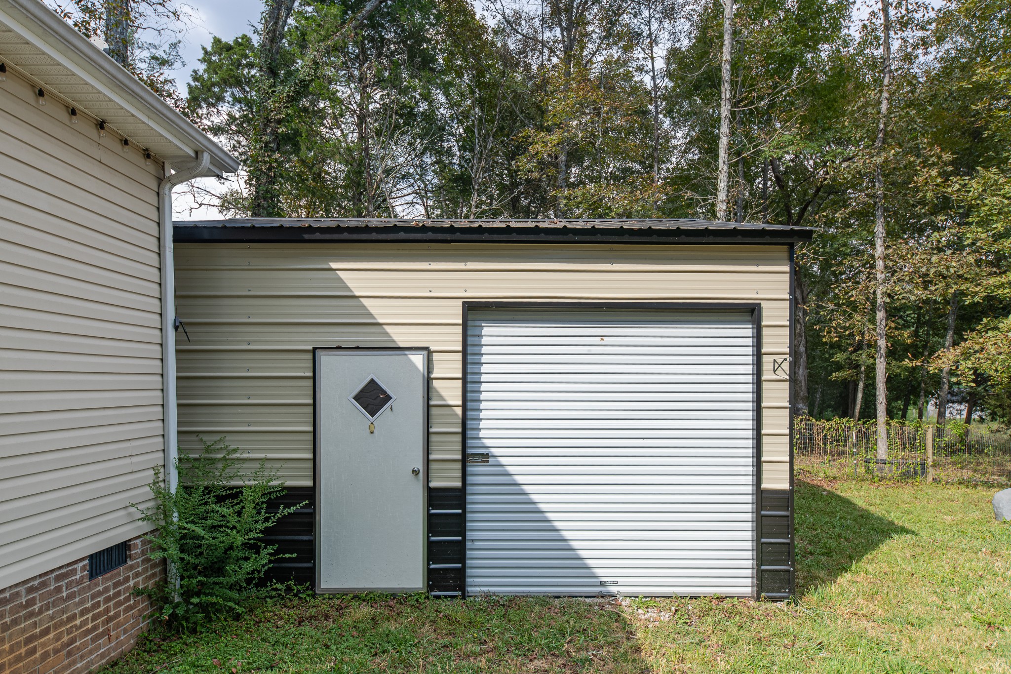 4757 Wildberry Ln