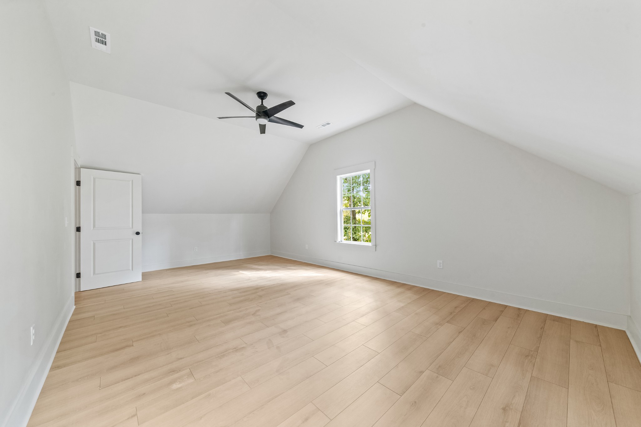4757 Wildberry Ln