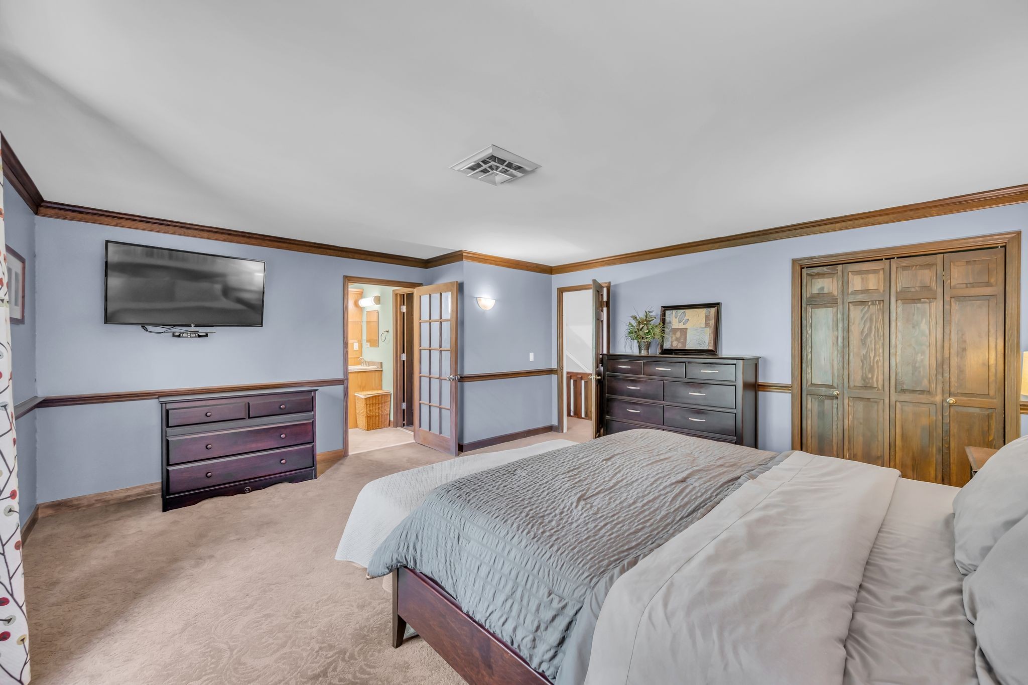 103 Lexington Sta