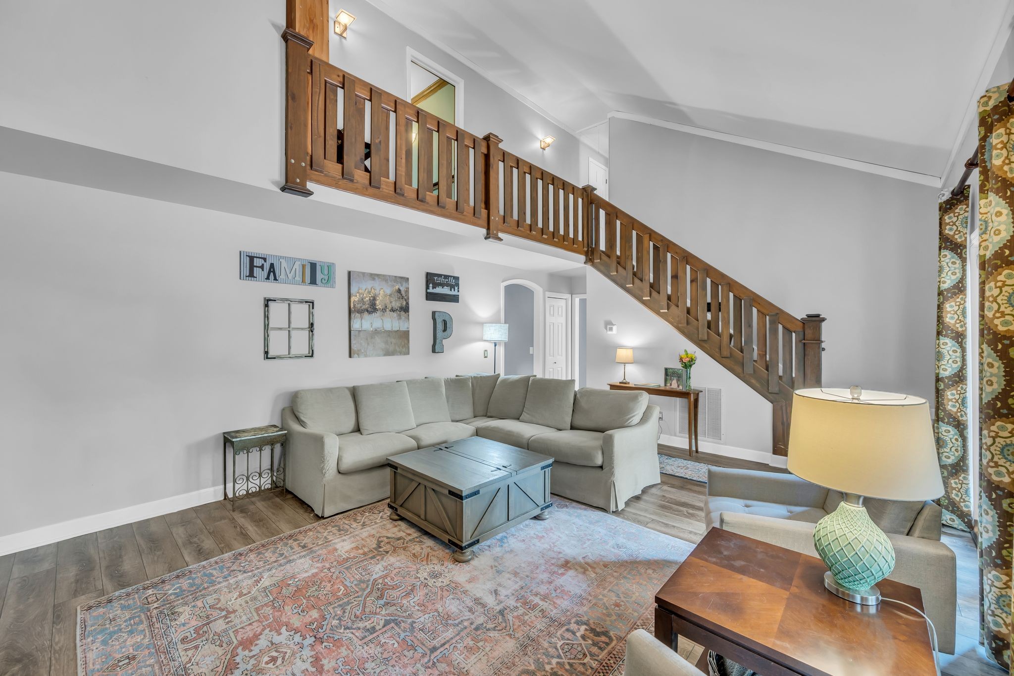 103 Lexington Sta