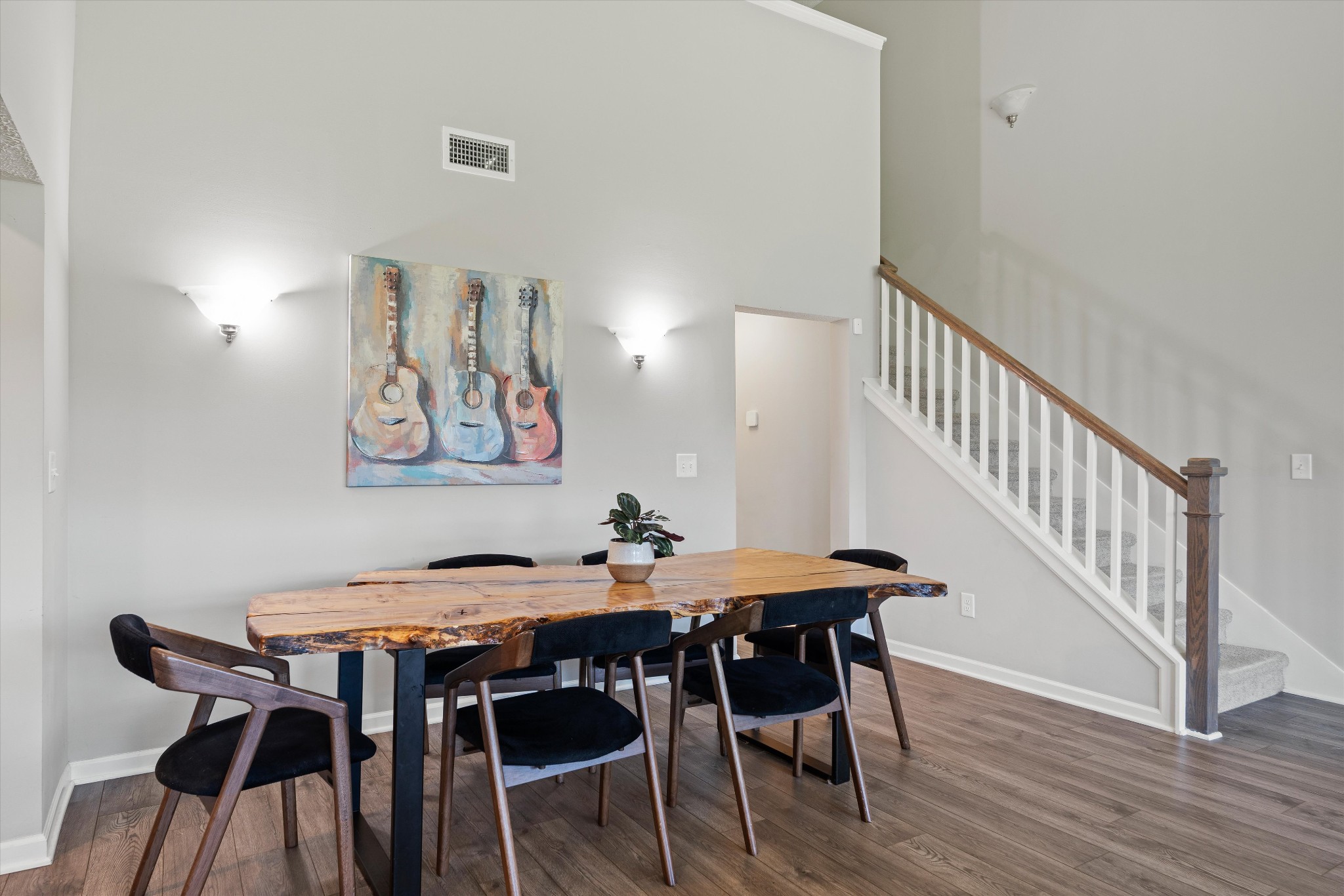 320 Longhorn Dr