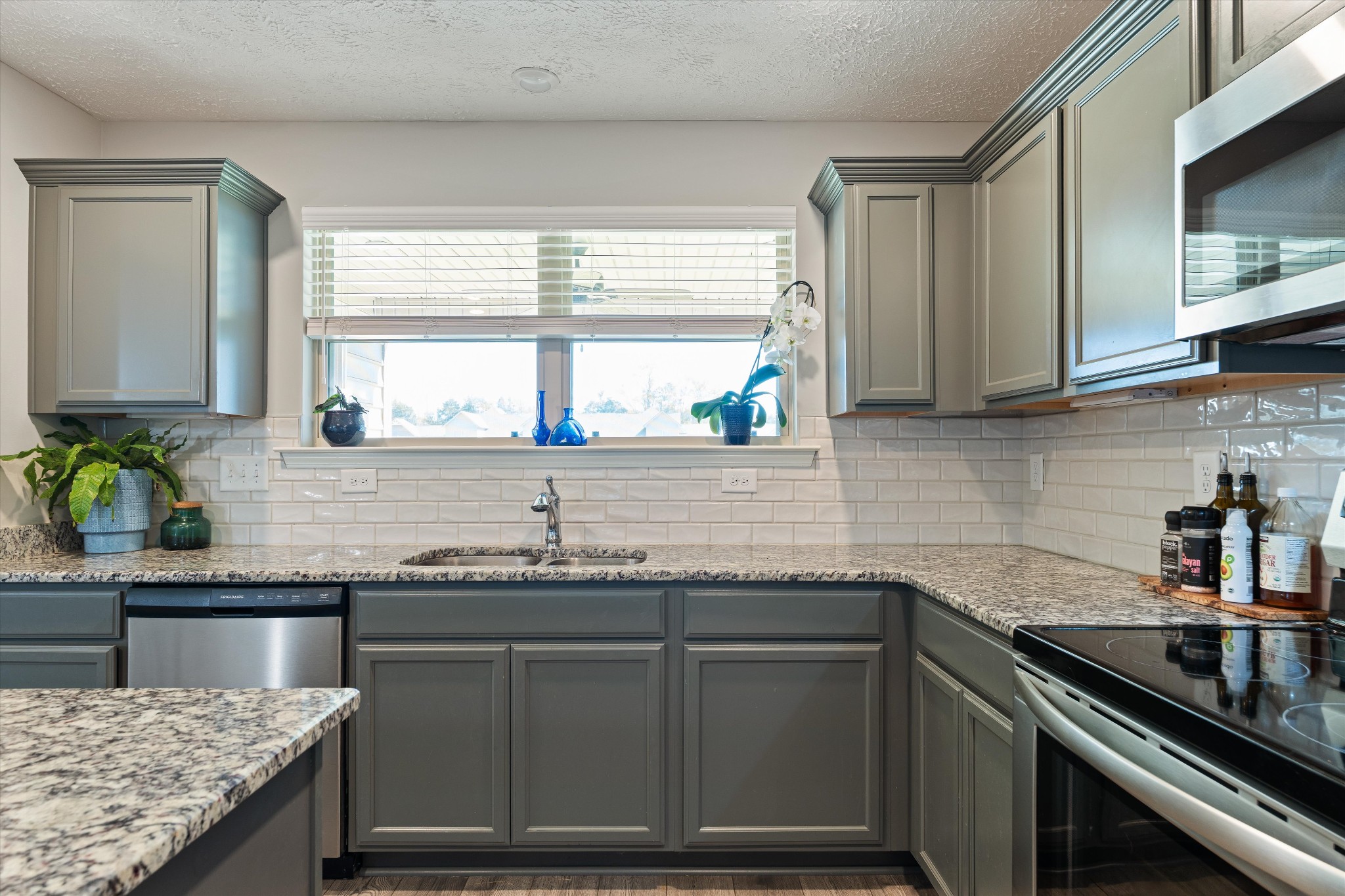 320 Longhorn Dr