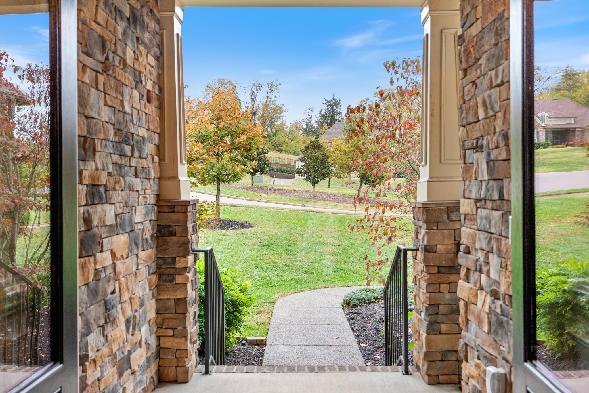 9535 Whitby Crest Ct