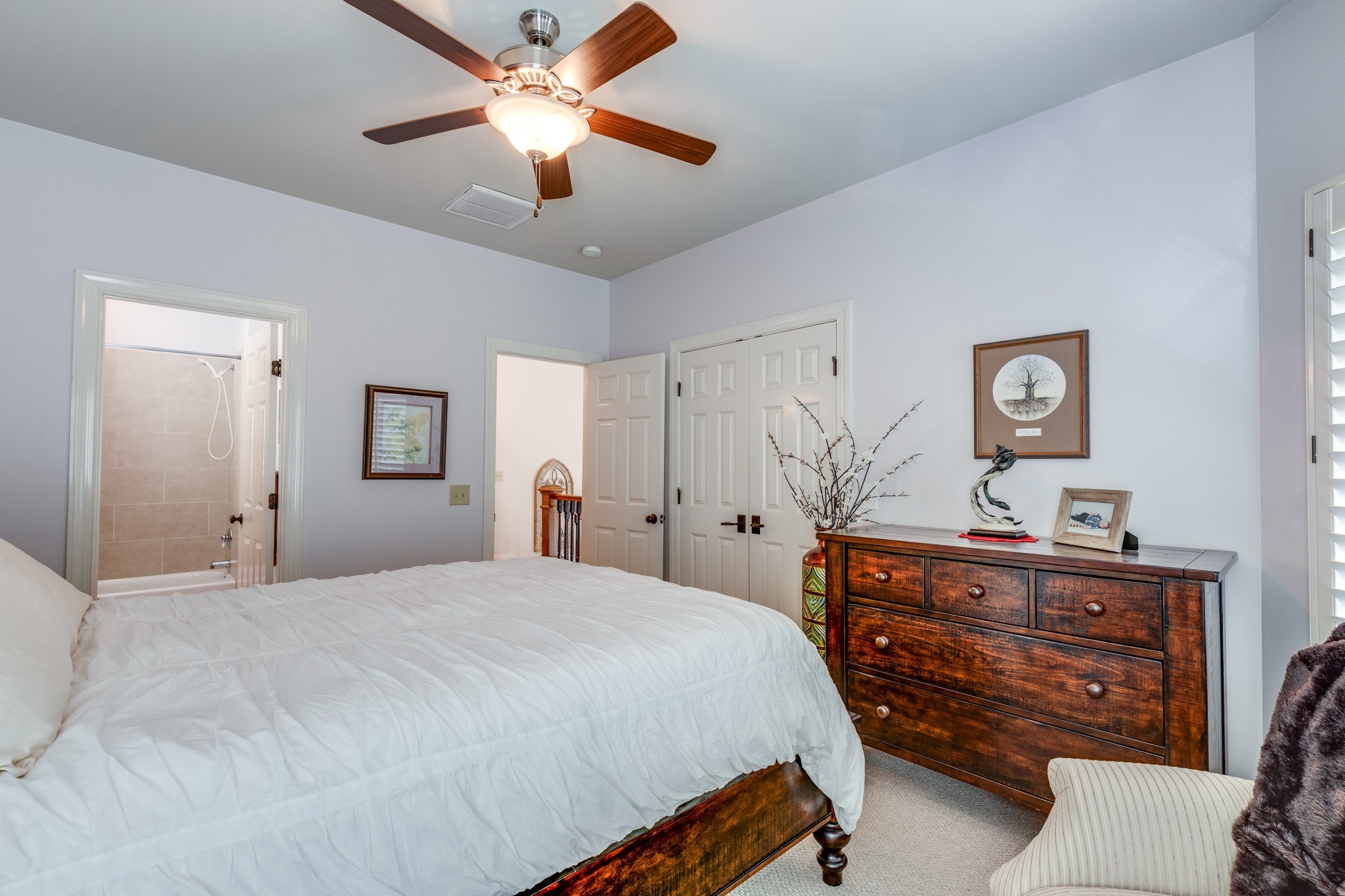 228 Valley Bend Dr