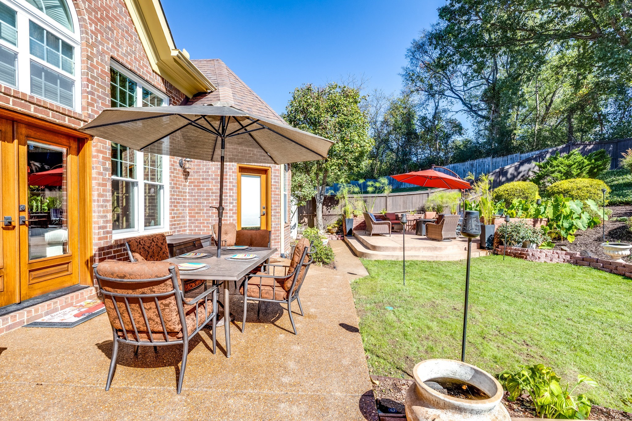 228 Valley Bend Dr