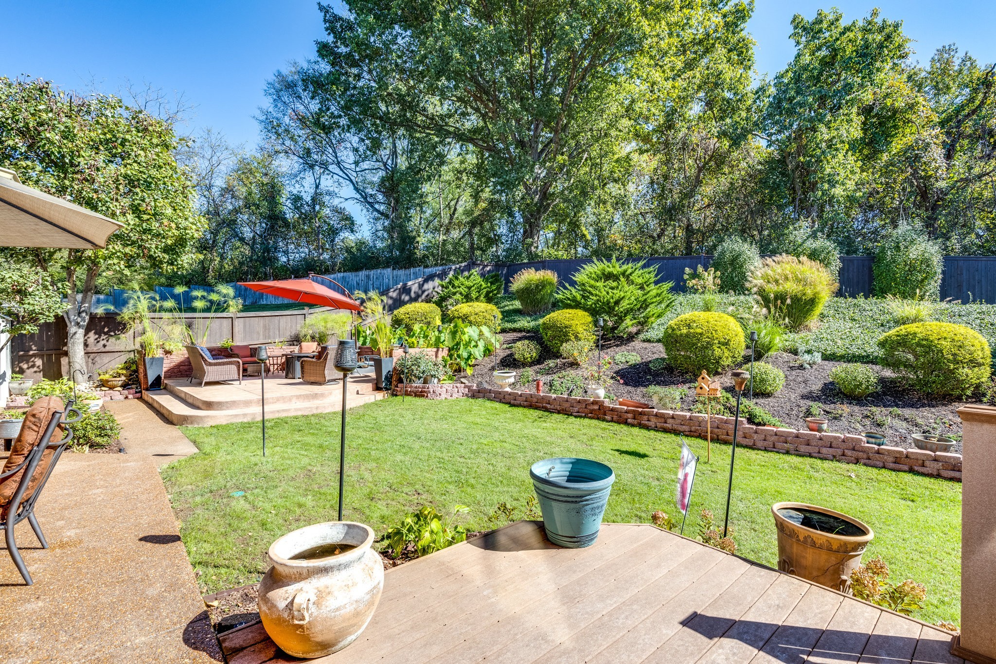 228 Valley Bend Dr