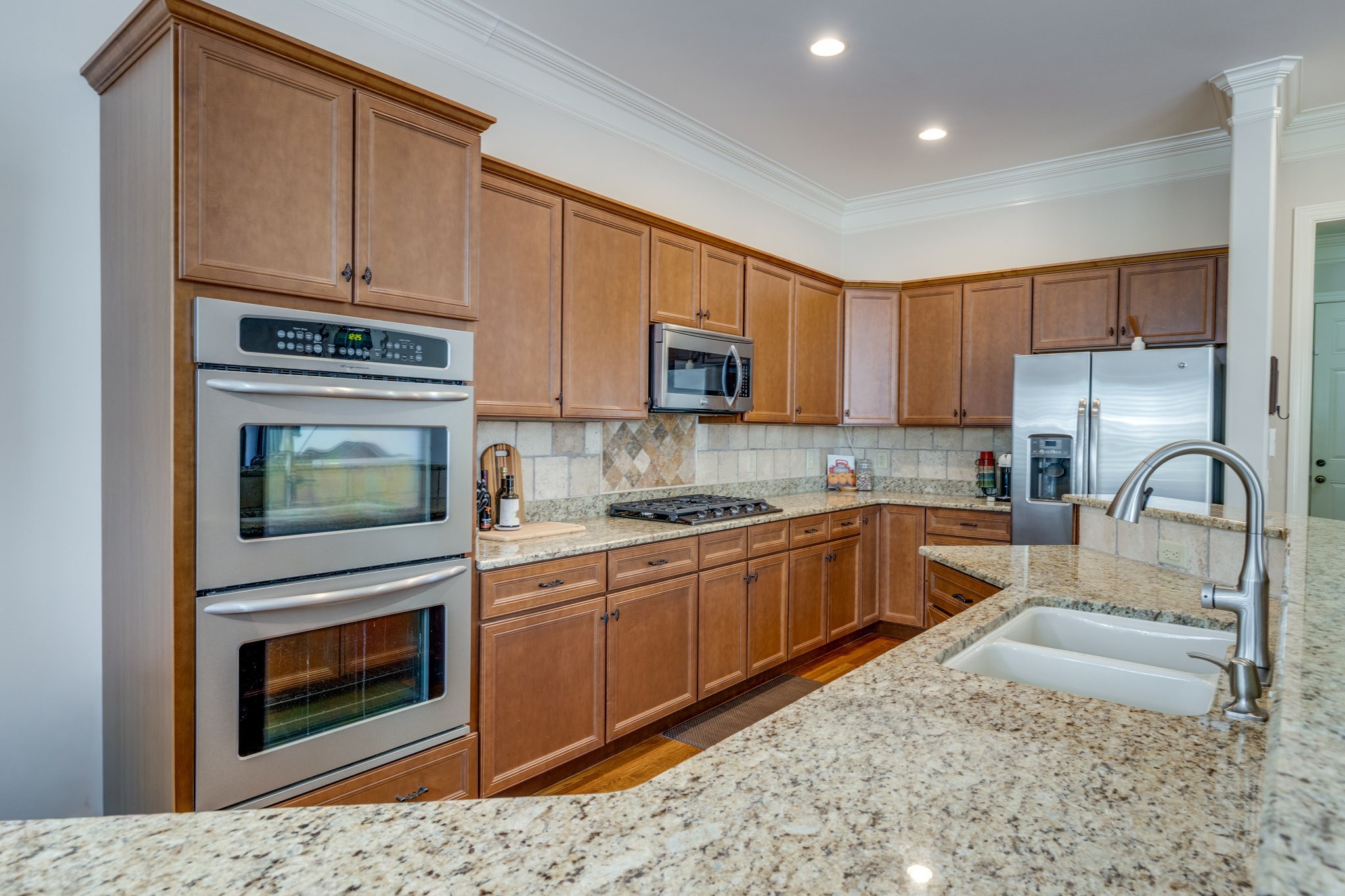 228 Valley Bend Dr