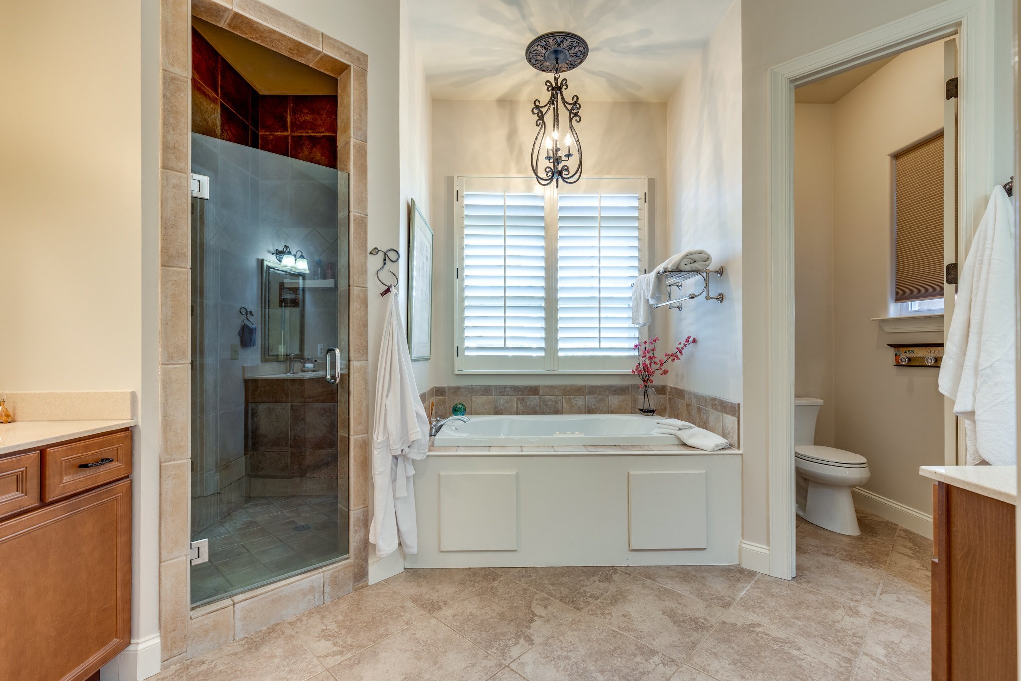 228 Valley Bend Dr