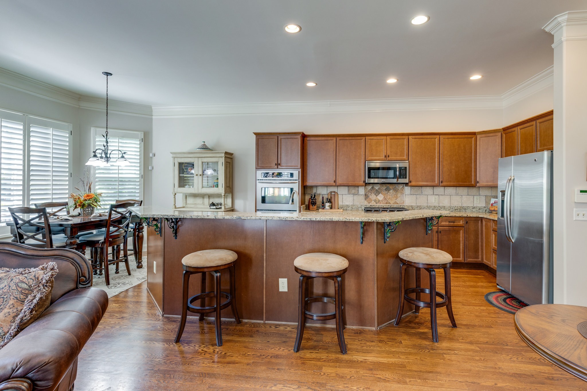 228 Valley Bend Dr