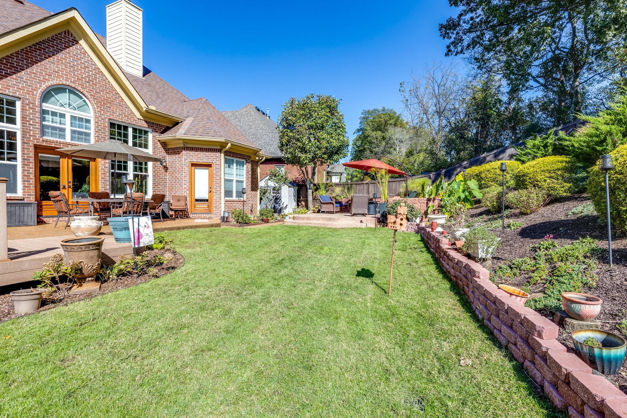 228 Valley Bend Dr