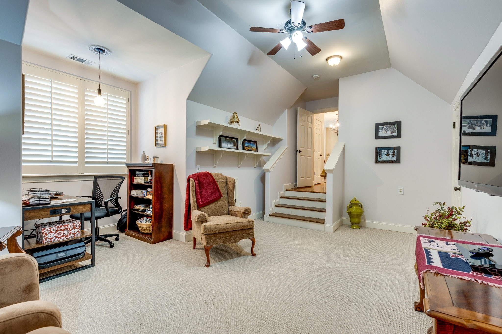 228 Valley Bend Dr
