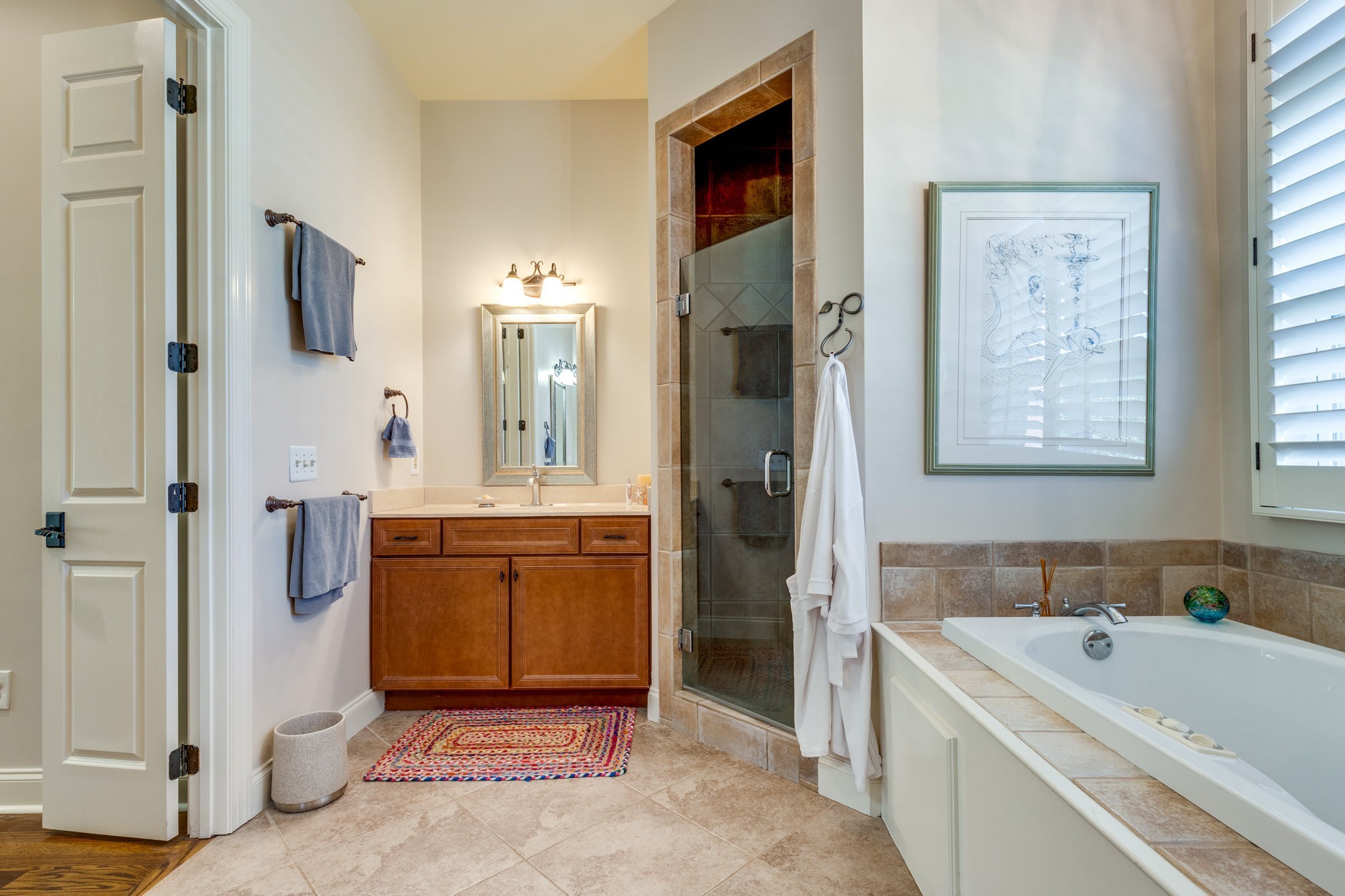 228 Valley Bend Dr