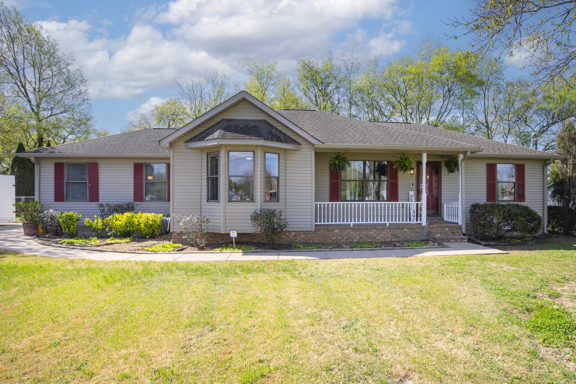 3533 Lehigh Dr