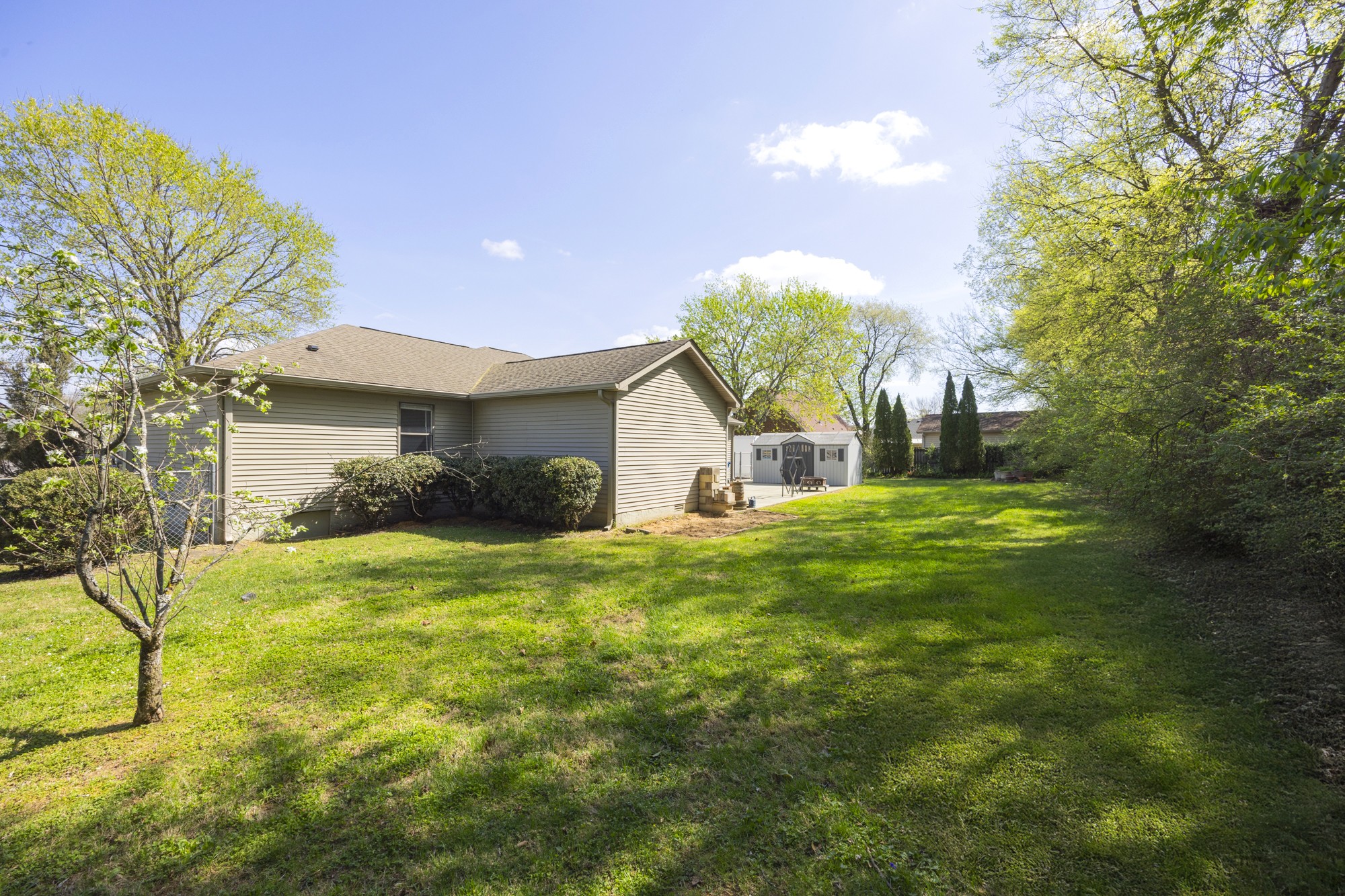 3533 Lehigh Dr