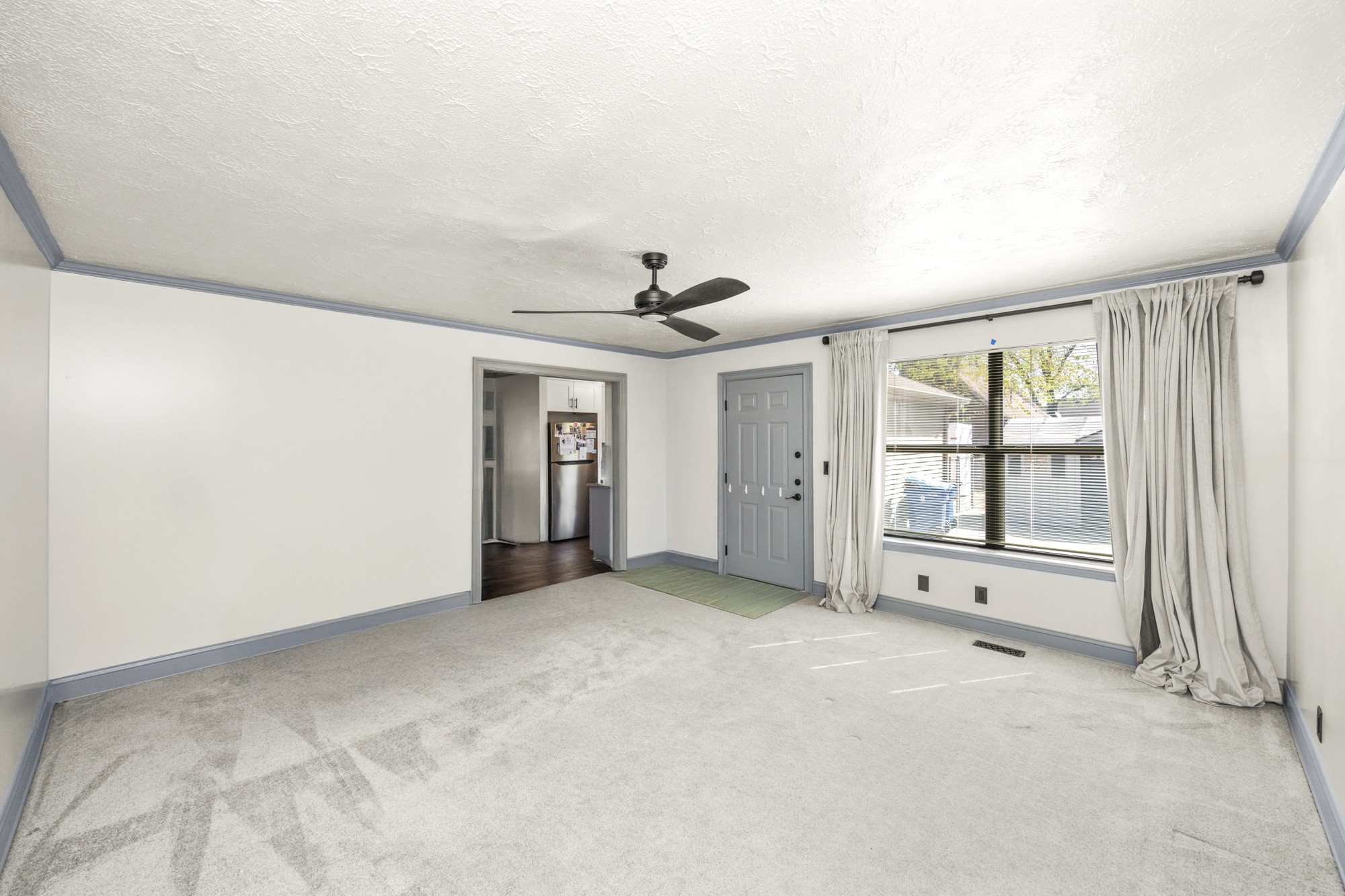 3533 Lehigh Dr