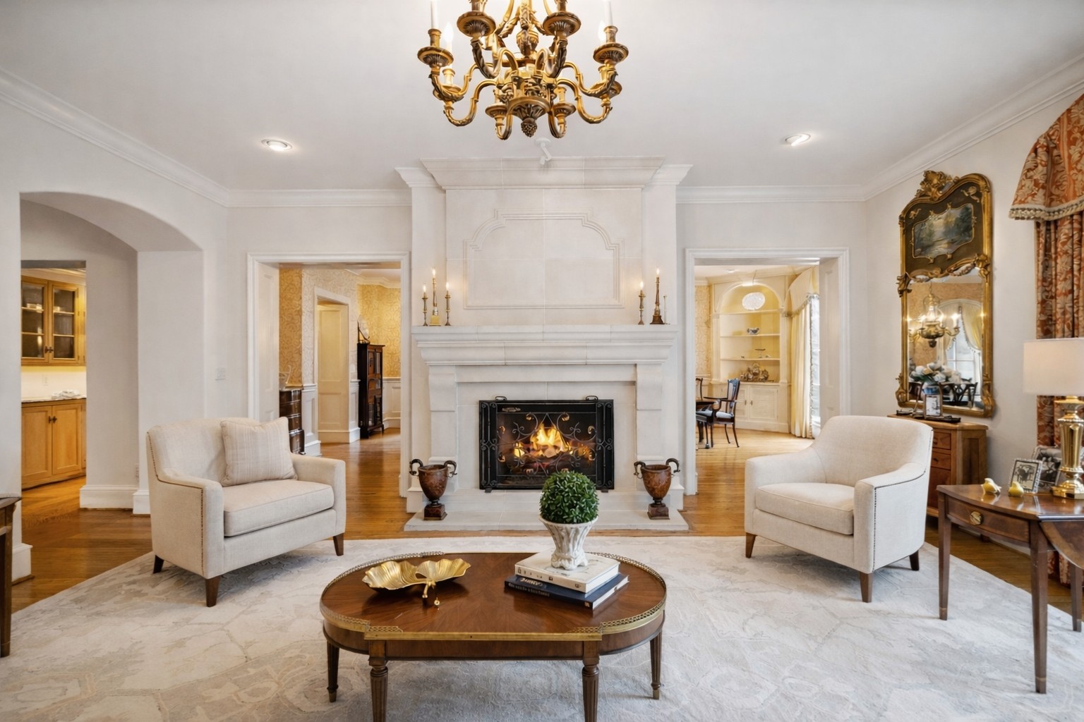 225 Lake Hills Rd