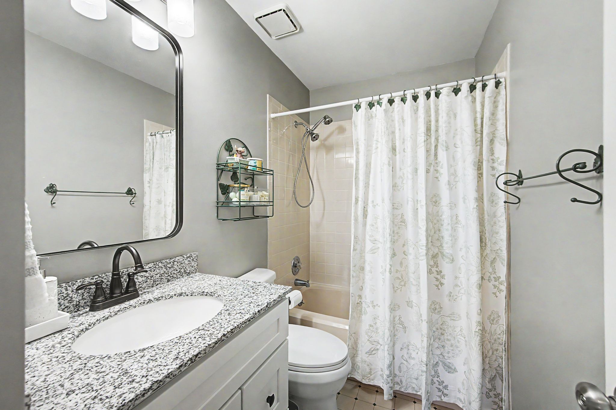 133 Northlake Dr