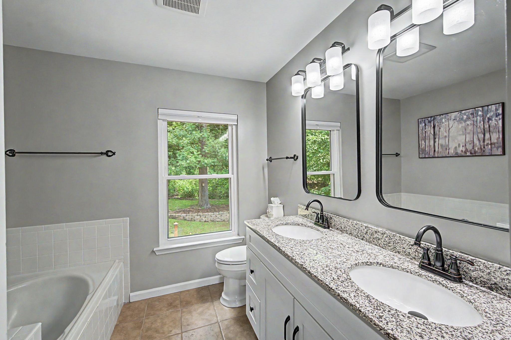 133 Northlake Dr