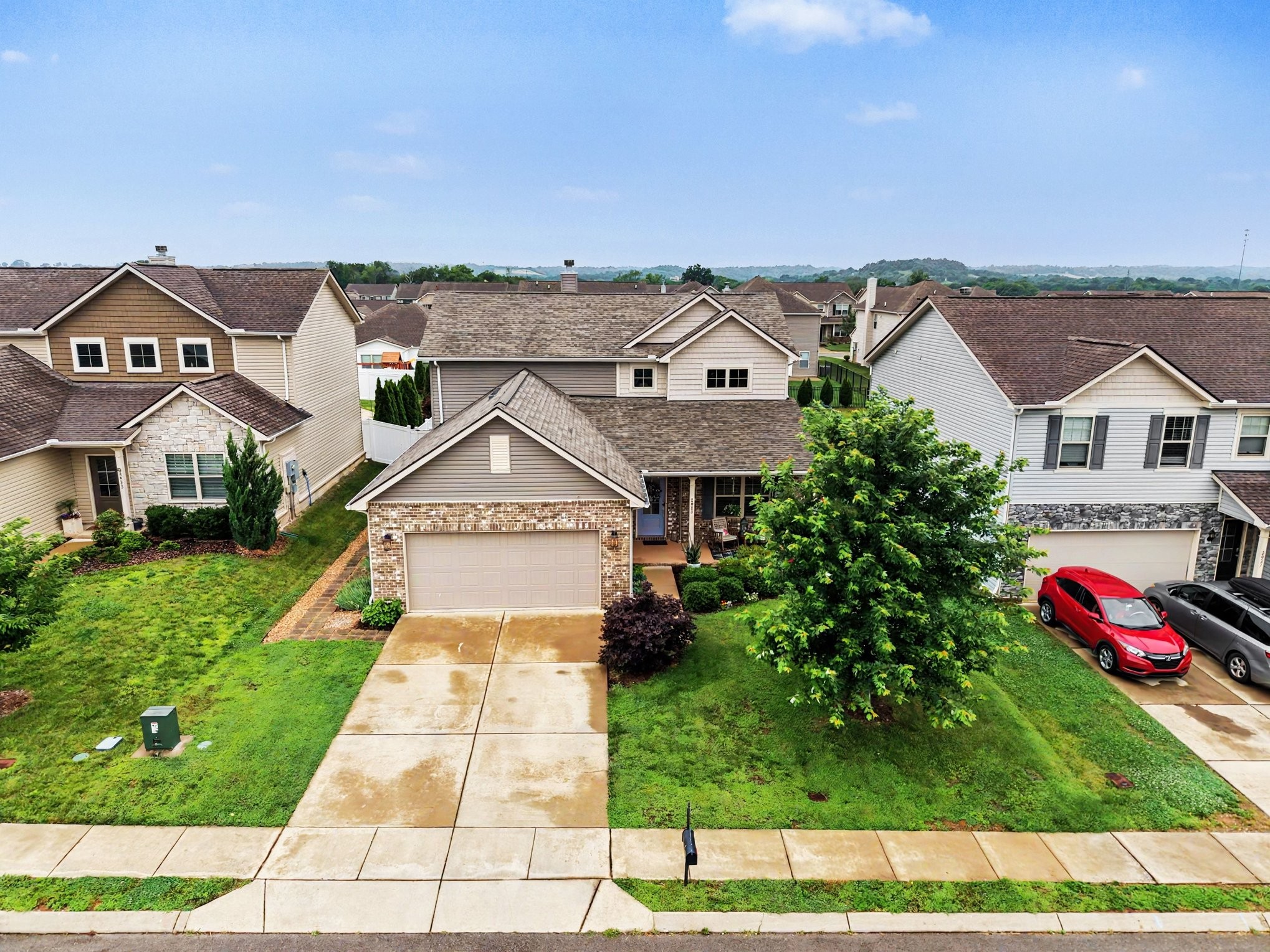 2925 Hen Brook Dr