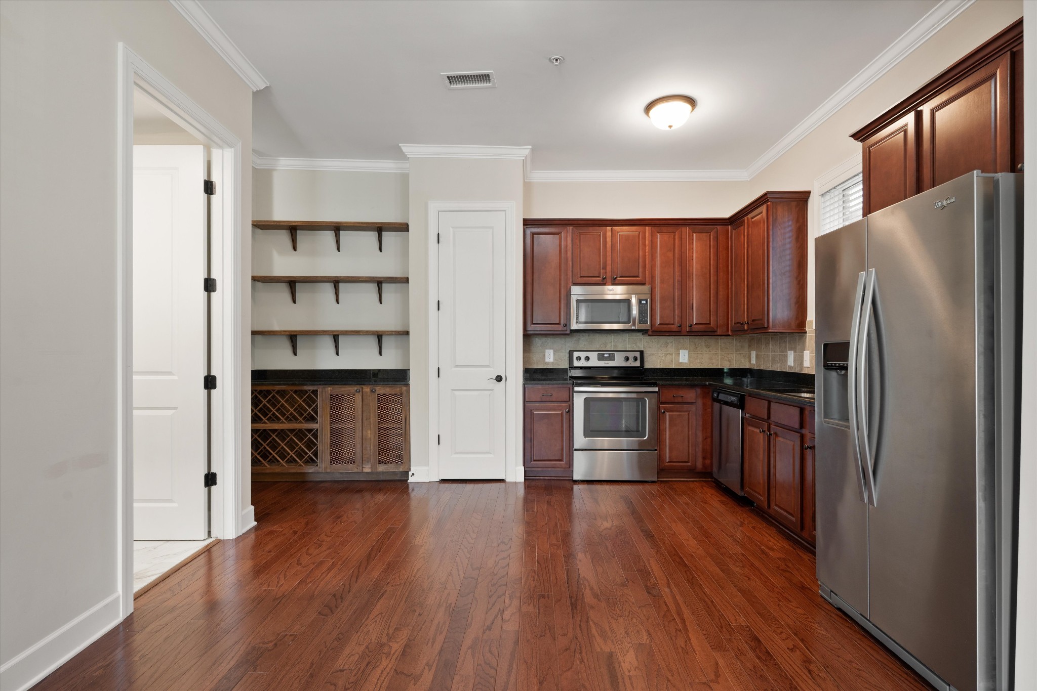 6151 Rural Plains Cir Unit: 107