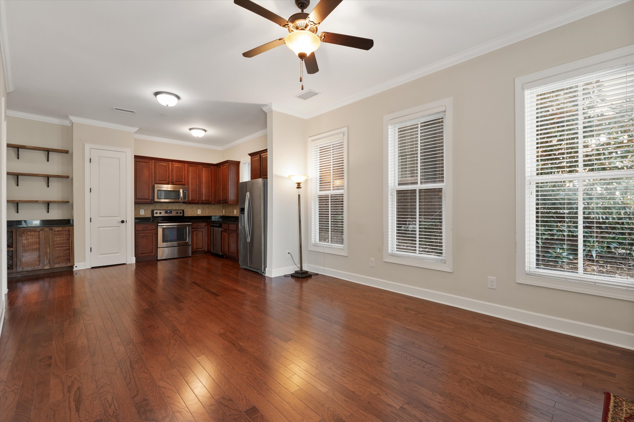 6151 Rural Plains Cir Unit: 107