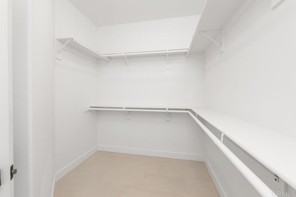 866 Windridge Circle