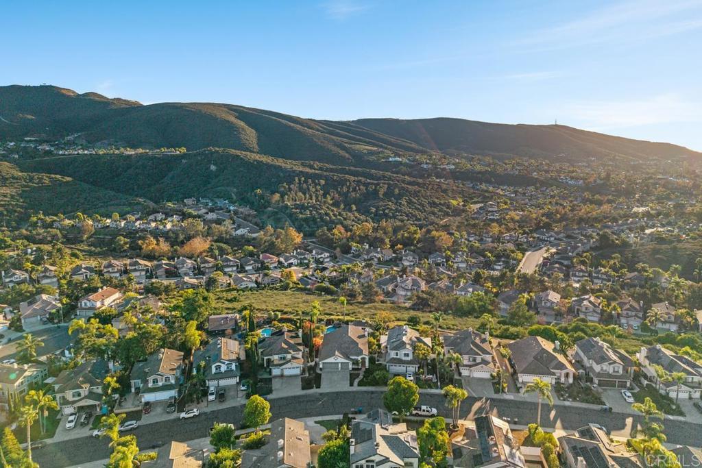 866 Windridge Circle