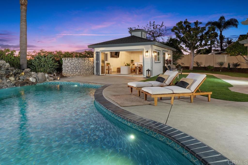 866 Windridge Circle