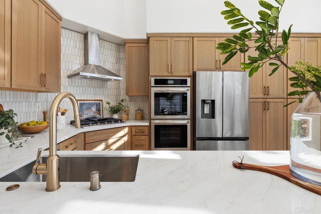 866 Windridge Circle