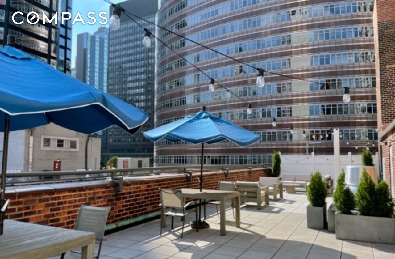 220 E 54th Street 10C