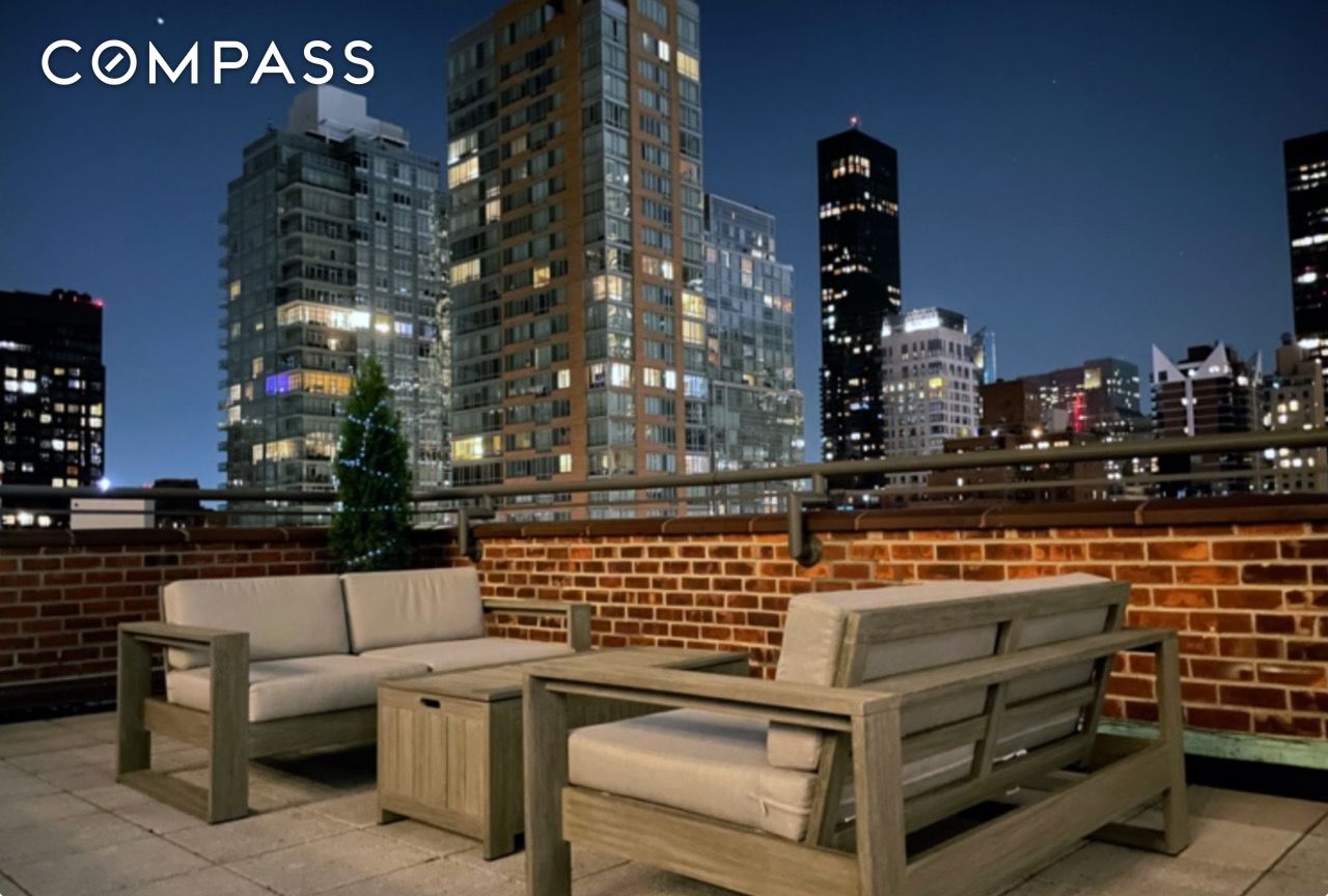 220 E 54th Street 10C