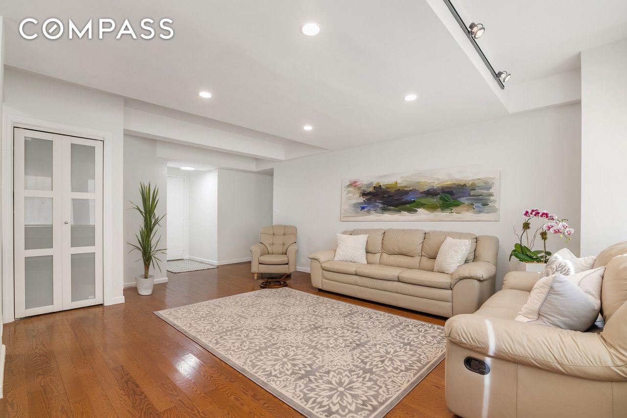 455 E 86th Street 8C