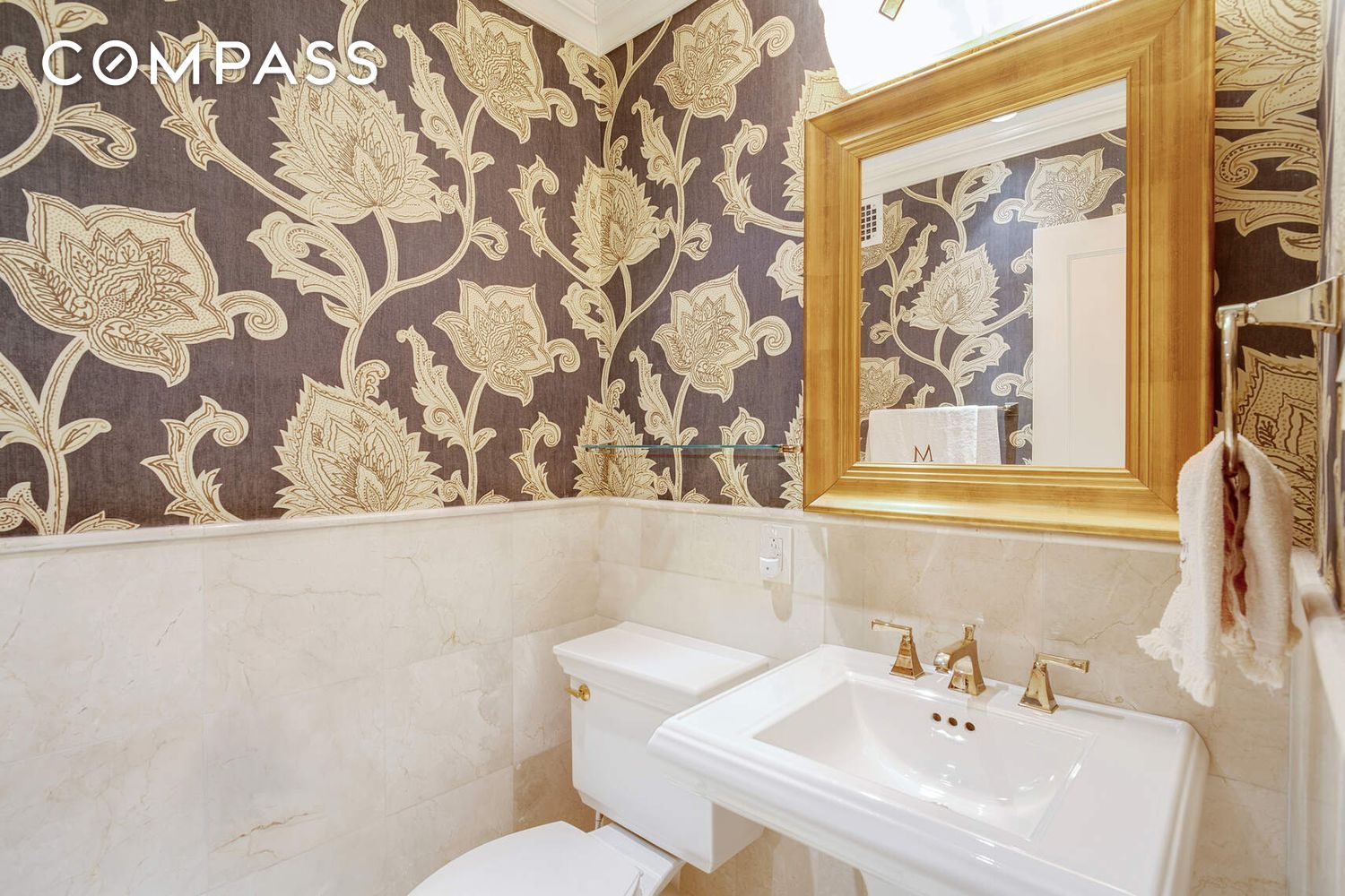 300 E 74th Street 18E