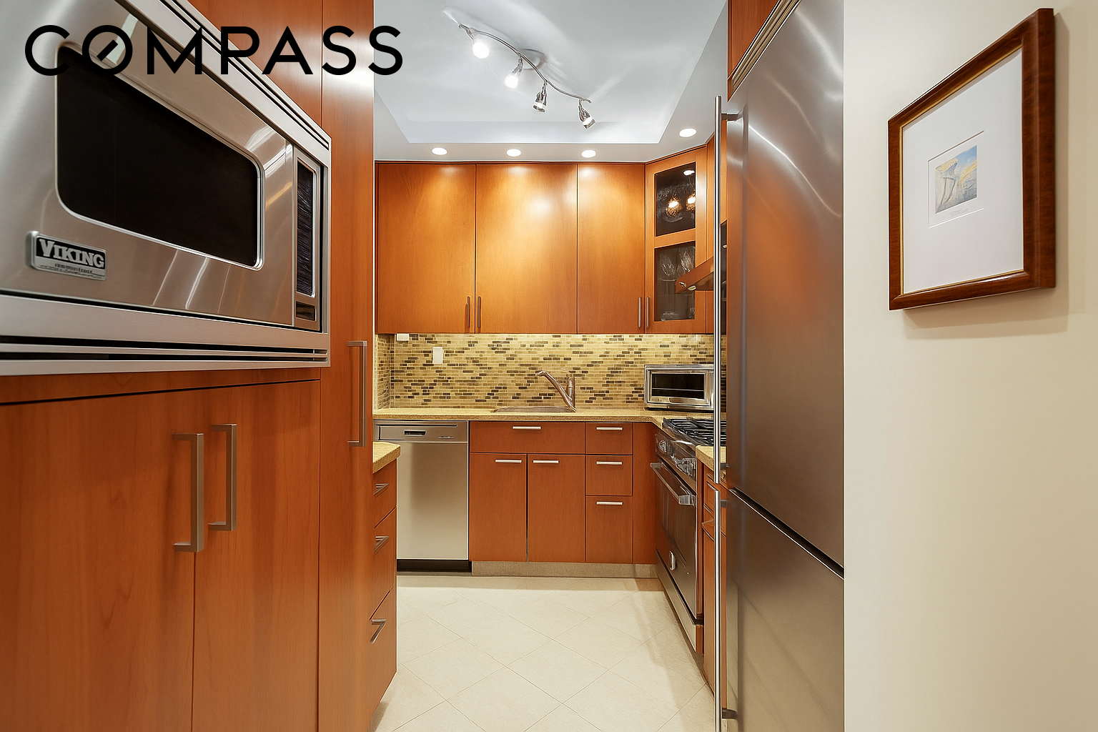 300 E 74th Street 18E