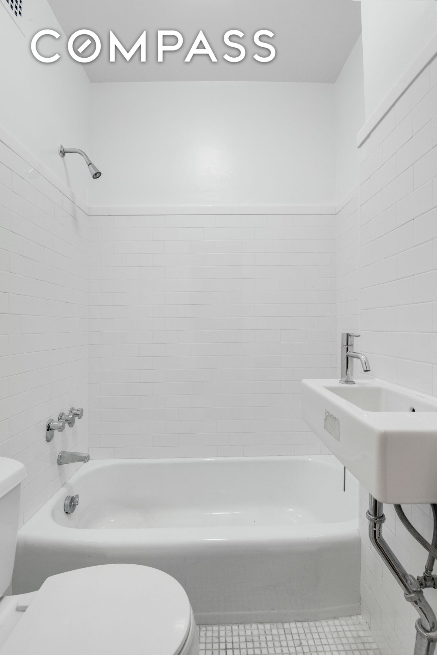 16 Sutton Place 2B