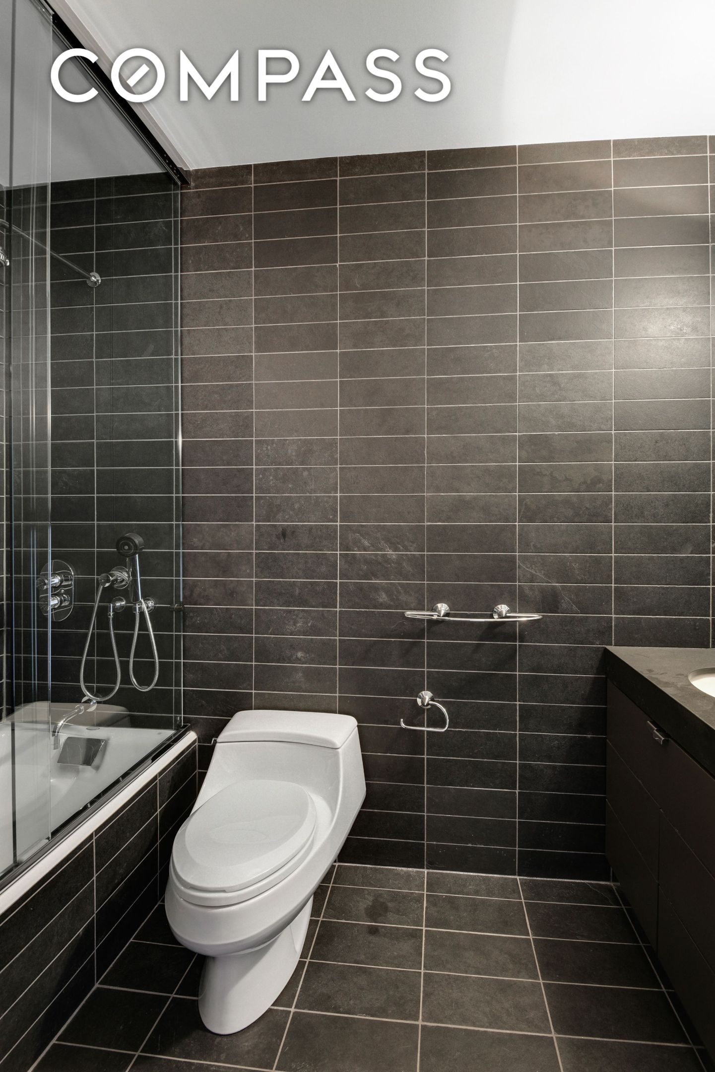 455 E 86th Street 22D